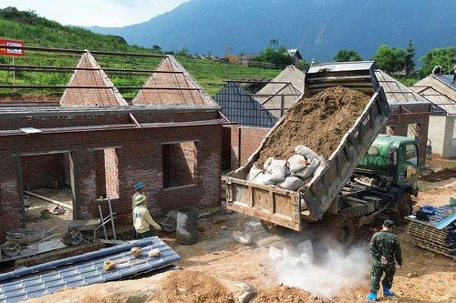 Dự án tái thiết khu dân cư Sàng Ma Sáo hoàn thành 70% khối lượng