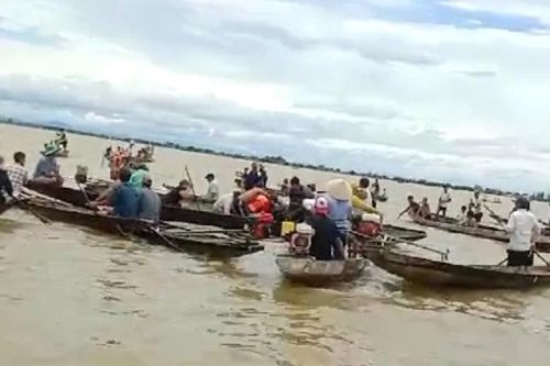 Hai người chết đuối vì lật ghe trên cánh đồng Ô Bể