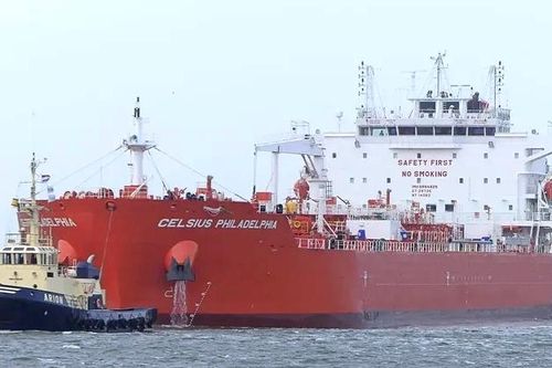 Vận tải Biển Việt Nam (VOS) chốt mua 2 tàu dầu trọng tải hơn 50.000 DWT