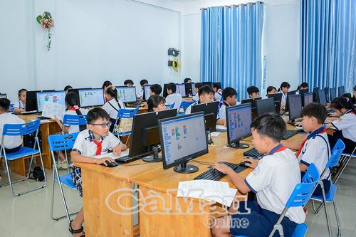 Sân chơi bồi dưỡng nhân lực công nghệ số
