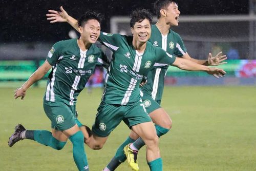 Tin nóng bóng đá Việt hôm nay 15/6: Công Phượng báo tin vui cho Bình Phước; VPF chốt sân nhà cho CLB Thể Công Viettel