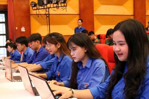 Nâng cao nhận thức về Quốc hội trong giới trẻ