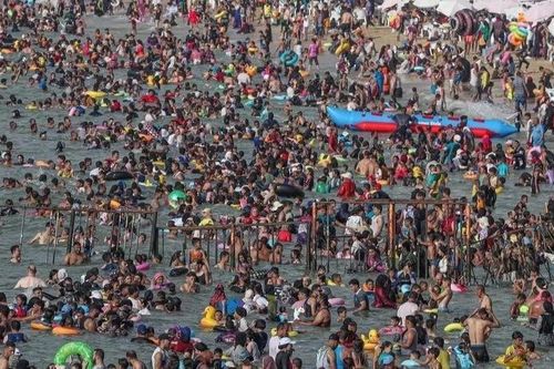 Vấn đề sống còn trước thực trạng biến đổi khí hậu nghiêm trọng
