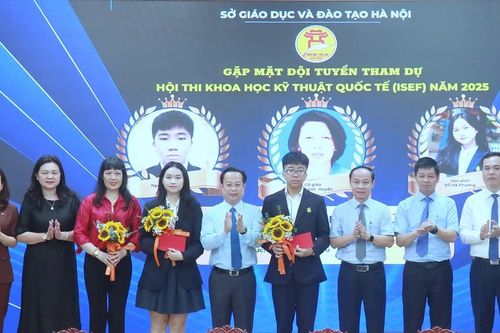 Học sinh Hà Nội giành ngôi Á quân ISEF với dự án xử lý môi trường
