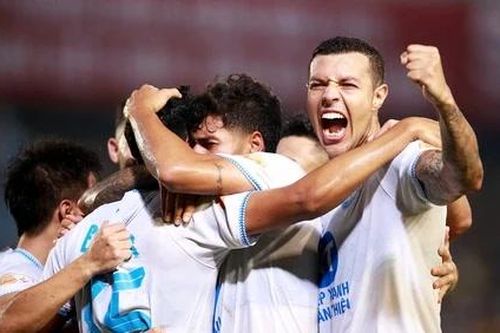 Thép xanh Nam Định sớm vô địch V-League 2024/2025