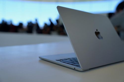 MacBook cơ bản có thực sự đáng mua?