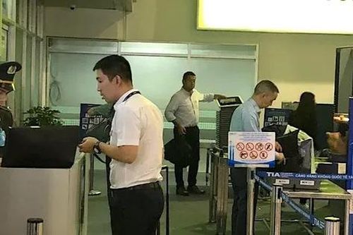 Giám đốc nợ thuế gần 2 triệu đồng có thể bị hoãn xuất cảnh