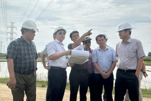 Đẩy nhanh tiến độ cụm dự án phục vụ nhập khẩu điện từ Lào