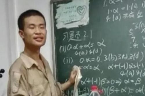 Lần đầu lên mạng, chàng trai gày gò lập tức 'gây bão', hàng triệu người theo dõi