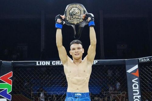Lê Văn Tuần giành đai vô địch giải MMA Việt Nam