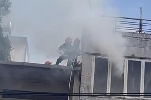 Cháy căn nhà 4 tầng trong khu buôn bán sầm uất ở TPHCM
