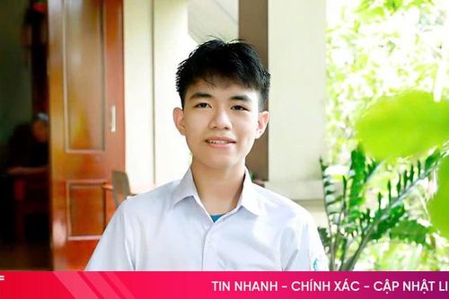 Nam sinh trường huyện thủ khoa đầu vào chuyên Toán