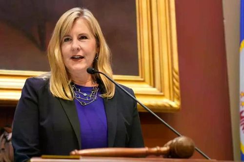 Mỹ: Chủ tịch Hạ viện bang Minnesota cùng chồng bị ám sát