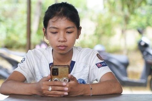Đồng bào Chứt sẵn sàng đầu tư để tiếp cận thông tin