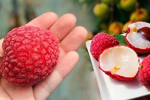 7 trường hợp nên hạn chế ăn vải