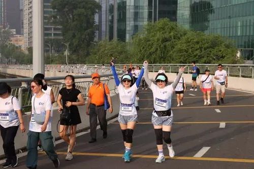 Hơn 6.000 người tham gia giải chạy dành cho người làm báo