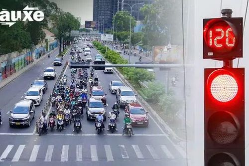 Bất cập đèn tín hiệu giao thông cần điều chỉnh hợp lý