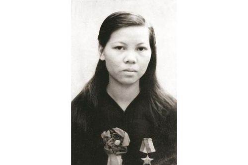 Nữ du kích 16 tuổi đã cầm súng chiến đấu, mất một tay vẫn khiến giặc khiếp sợ