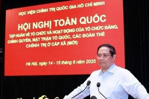 Thủ tướng: Đến 30-6, hệ thống chính trị ở cấp xã toàn quốc đi vào hoạt động đồng bộ