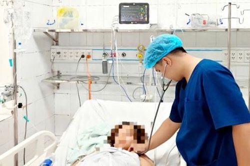 Người phụ nữ 39 tuổi ở Hà Nội nhập viện vì viêm tụy cấp, mỡ máu tăng gấp 100 lần, bác sĩ chỉ rõ nguyên nhân