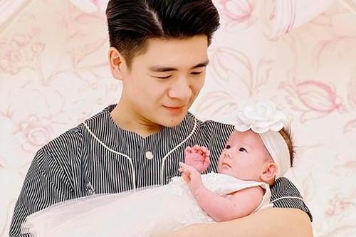 Anh chồng Đỗ Mỹ Linh khoe dung mạo con gái thứ 3, chủ tịch ACB Trần Hùng Huy phải thừa nhận một điều