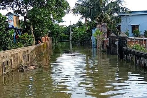 Ngành y tế đảm bảo khám, cấp cứu, chủ động phòng chống dịch bệnh mùa mưa lũ
