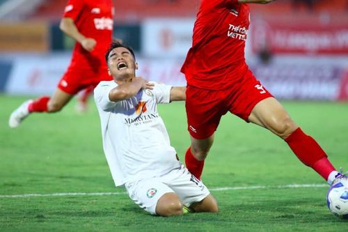 Đương kim á quân V-League 'rơi tự do' xuống hạng Nhất