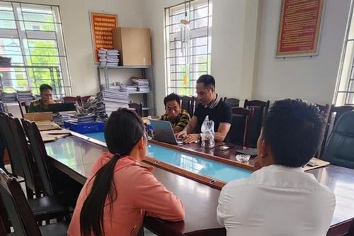 Vụ thu 4,2 triệu đồng/cuốc taxi ở Hà Nội : Nạn nhân đã trình báo công an