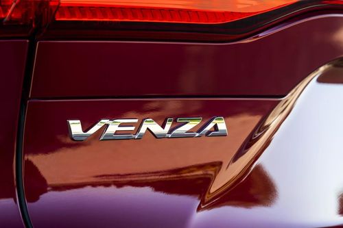 Toyota Venza mới có thể là một chiếc SUV dáng coupe hybrid
