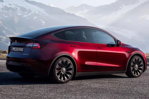 Đằng sau tuyên bố 'một xe điện phát thải ngang 3 xe hybrid'
