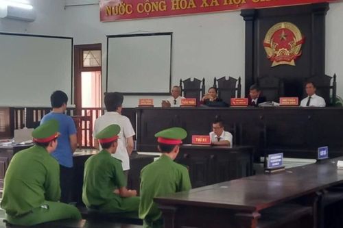 Lừa đảo chiếm đoạt tài sản, một cán bộ ở Phú Yên bị phạt 8 năm tù