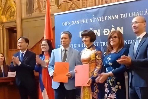 Định vị giá trị Việt ở nước ngoài trong kỷ nguyên số