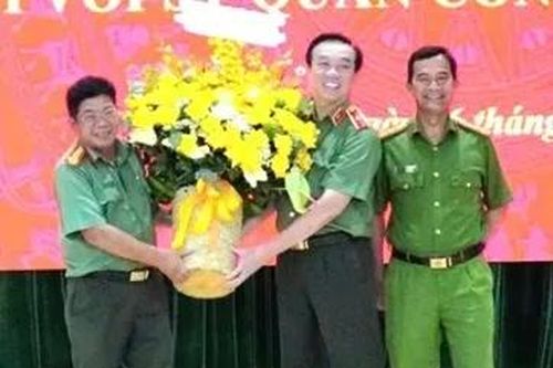Thông báo Quyết định của Chủ tịch nước về thăng cấp bậc hàm cấp tướng đối với sĩ quan Công an nhân dân