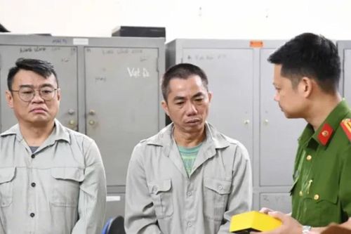 Khởi tố 3 đối tượng kinh doanh thực phẩm chức năng chứa chất cấm