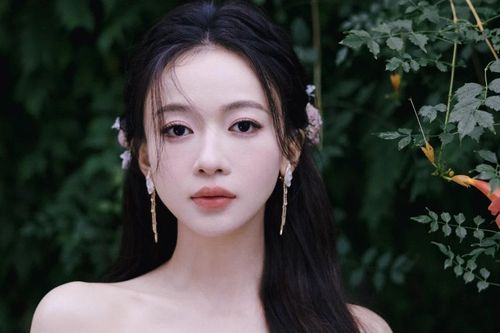 Nạn nhân mới của chiêu trò hạ bệ nghệ sĩ
