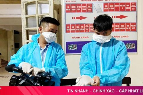Khi nhà báo 'xung trận' trên tuyến đầu chống dịch!