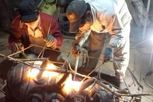Giữ hồn nghề đúc đồng truyền thống