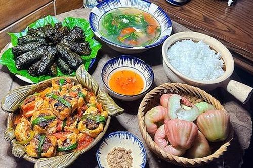 Cứ đến giờ cơm là lại bí: Gợi ý 11 mâm cơm gia đình đơn giản cứu cánh cả tuần