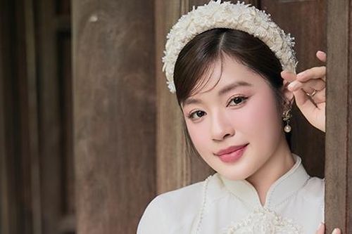 Sao mai Nguyễn Thu Hằng làm một việc ý nghĩa suốt 10 năm qua