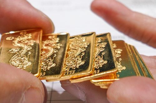 Đề xuất chấm dứt độc quyền nhập khẩu để giảm giá vàng trong nước