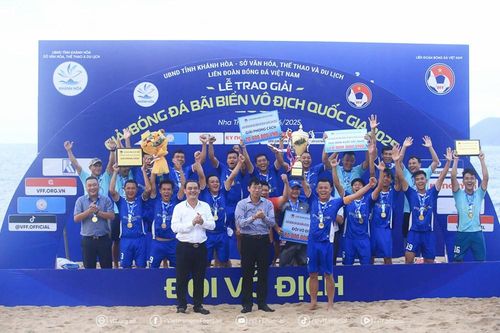 Bế mạc Giải bóng đá bãi biển VĐQG 2025