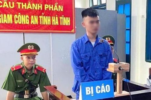 Chiếm đoạt tiền để đánh bạc