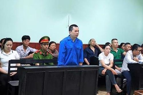Hết nói xằng đến đâm người