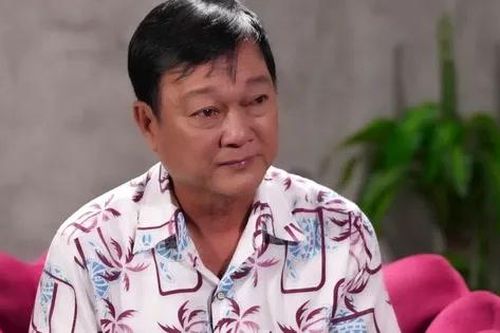 Nghệ sĩ kỳ cựu Mai Dũng bật khóc nói về đam mê diễn xuất, nhọc nhằn sau nhiều năm làm nghề