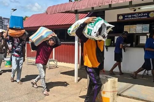 Campuchia ngừng nhập khẩu rau, trái cây từ Thái Lan
