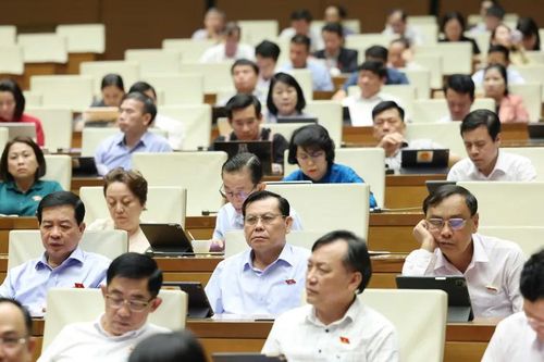 Cần tránh nguy cơ bị tổn thương, suy yếu từ bên trong