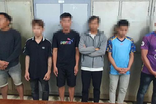 Bắt tạm giam nhóm đối tượng hiếp dâm bé gái 14 tuổi