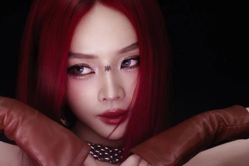 Búp bê DJ Việt hot nhất cõi mạng khoe màu tóc cực cháy