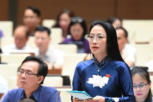 Đừng để bác sĩ vừa cứu người, vừa gánh trách nhiệm