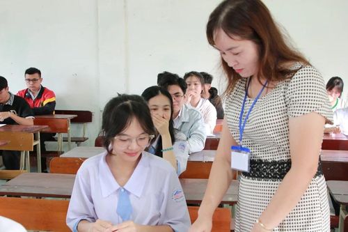 Đắk Nông chi trả trước tiền lương tháng 7 cho người lao động